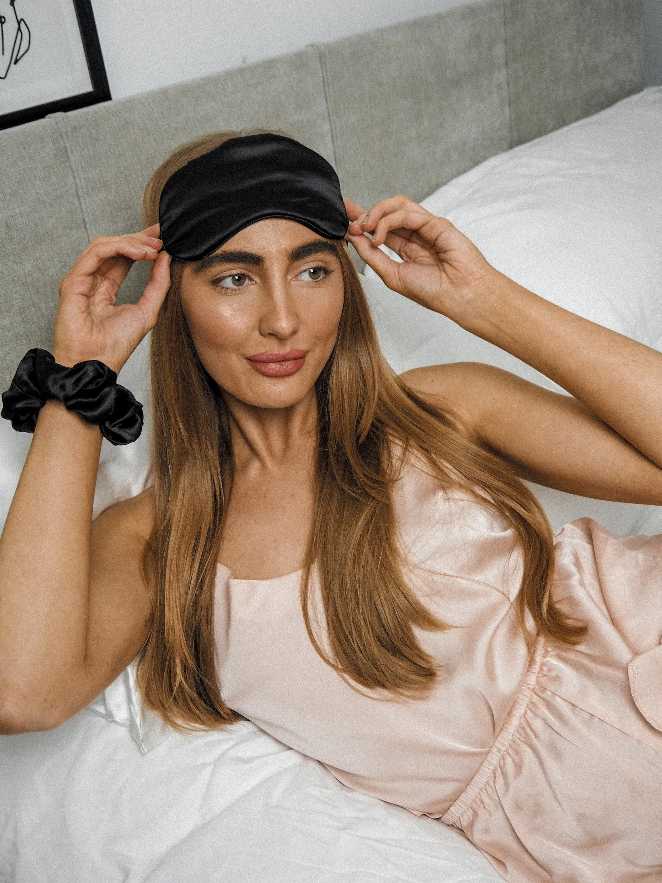 100% Mulberry Silk Sleep Mask / Black