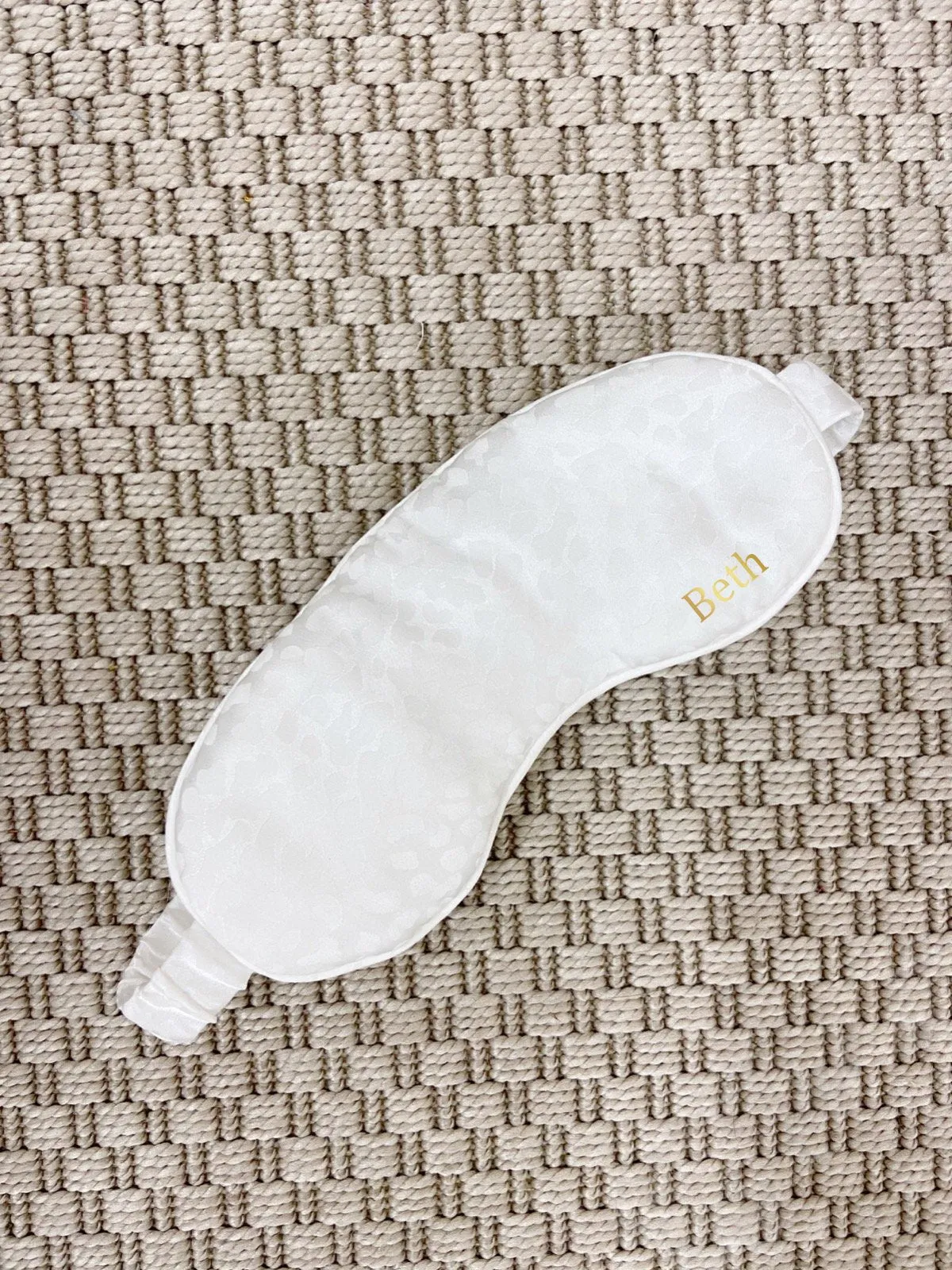 100% Mulberry Silk Sleep Mask / Ivory Animal Jacquard