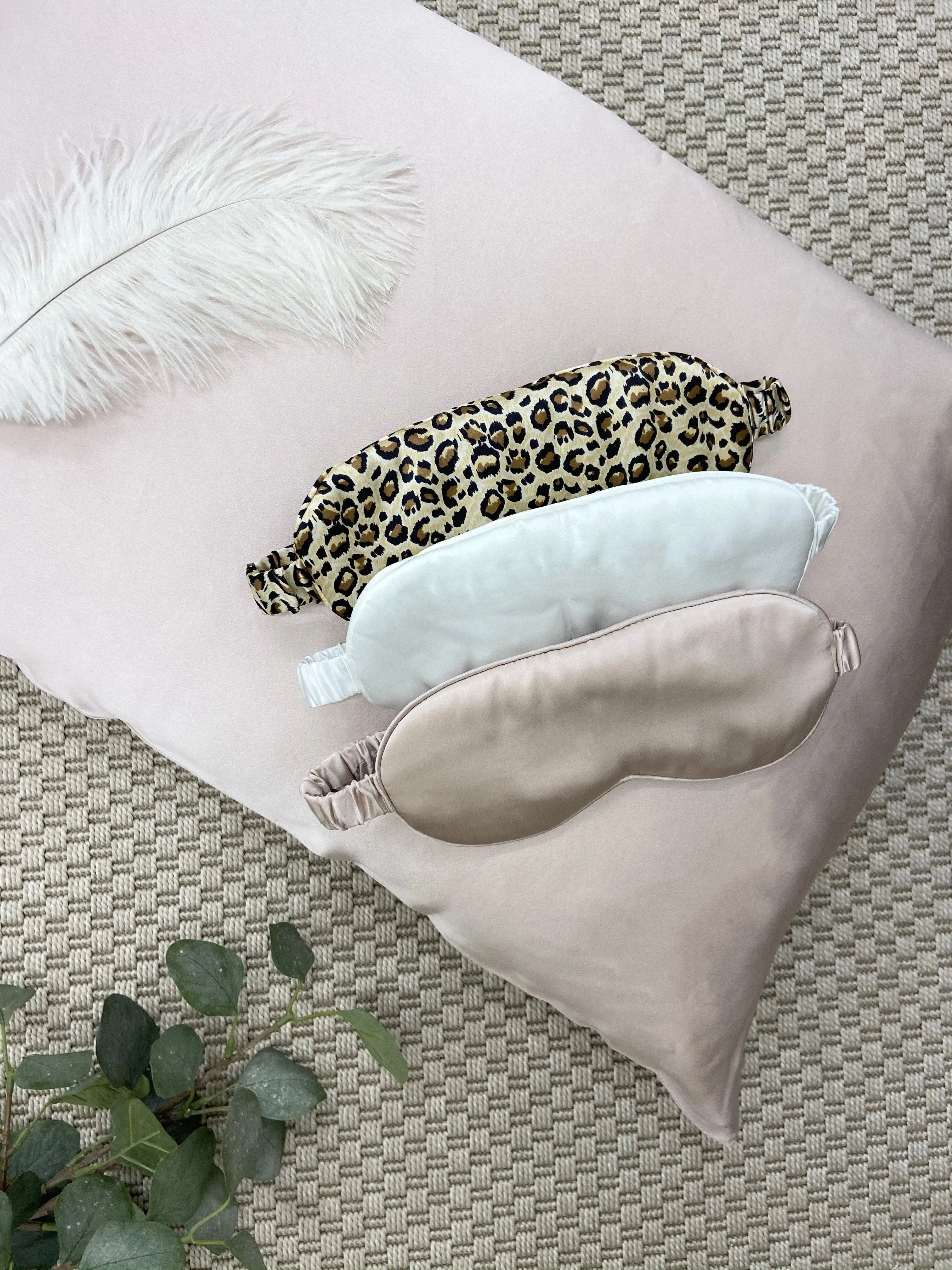 100% Mulberry Silk Sleep Mask / Ivory