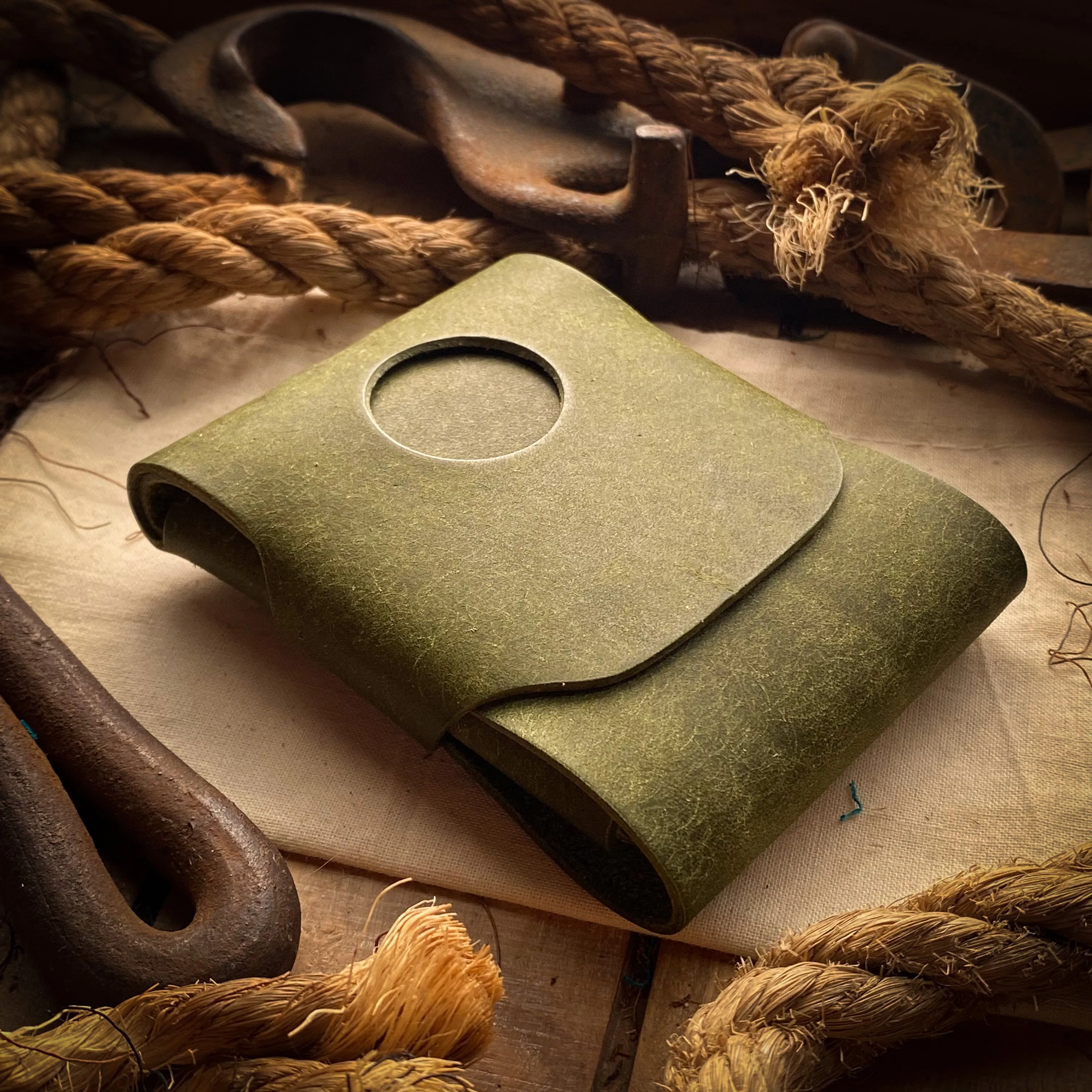 Original Swaddle Minimalist Wallet - Olive Pueblo