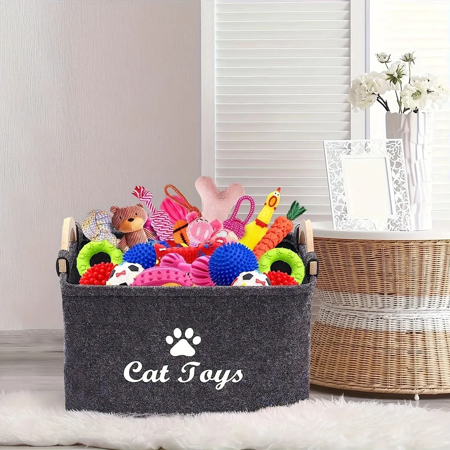 Purr-fectly Organized: Stylish Cat Toy